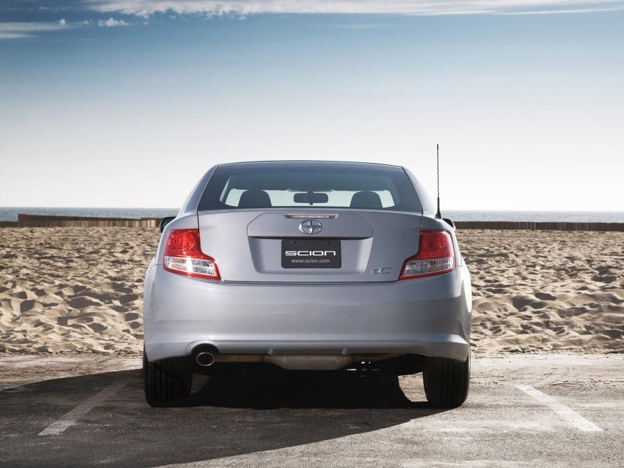  Scion tC 2010 года  (фото 6 из 29)